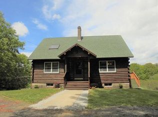 70 Old Queen Lake Rd, Phillipston, MA 01331