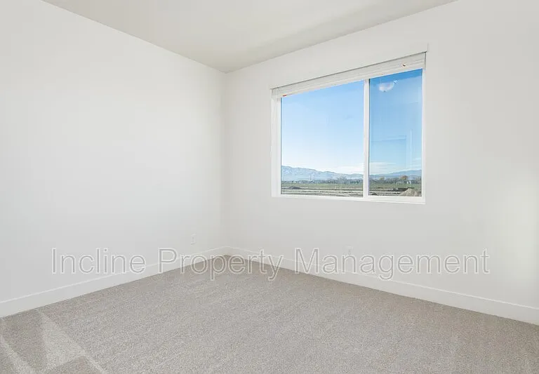 362 S 1080 W #A202 — Photo 14