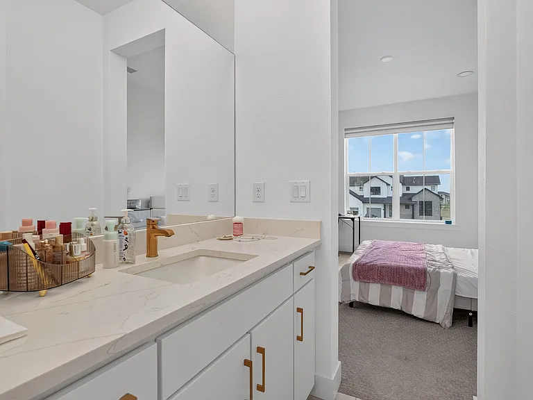 5868 Santa Cruz Point — Photo 52
