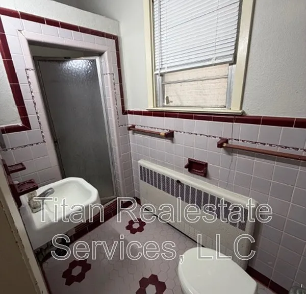 218 W Saint Peter St #3 — Photo 4