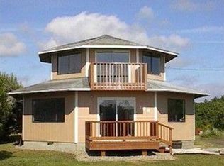 390 S Wynoochee Dr SW, Ocean Shores, WA 98569