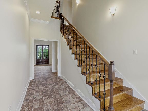 5th image of 2411 Bonvie Dr