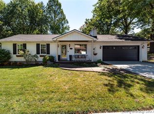 908 Pennwood Dr, New Albany, IN 47150