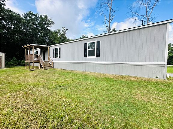 2nd image of 25226 Twin Oaks Dr