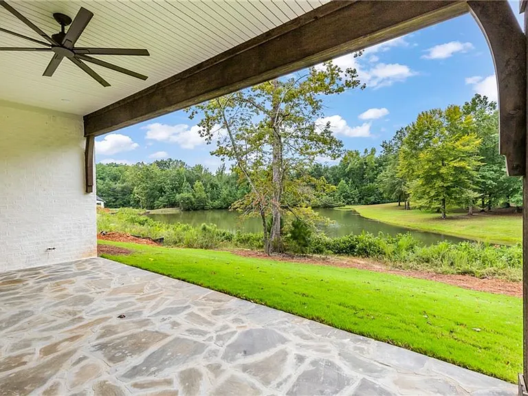 505 Bonny Glen Rd — Photo 16
