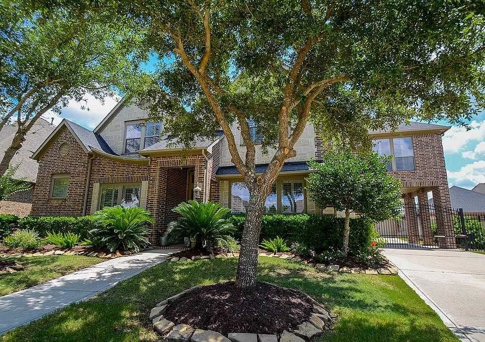 1st image of 10026 Touhy Lake Dr