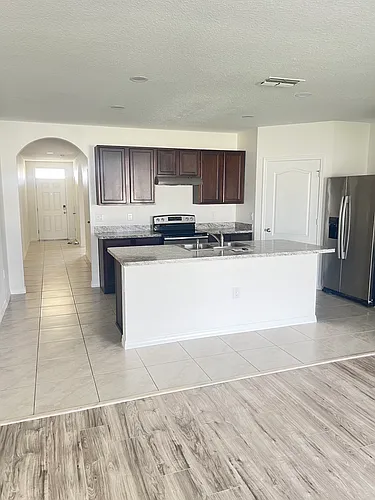 397 Corso Loop Photo 1