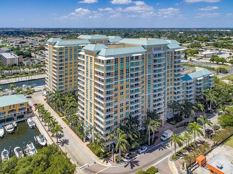 700 E Boynton Beach Blvd #803 — Photo 76
