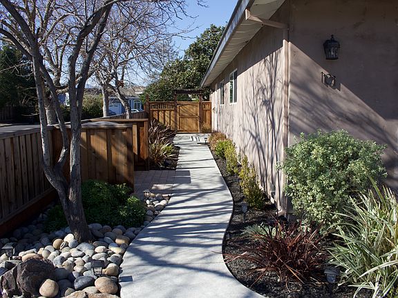 4th image of 101 Dardanelli Ln