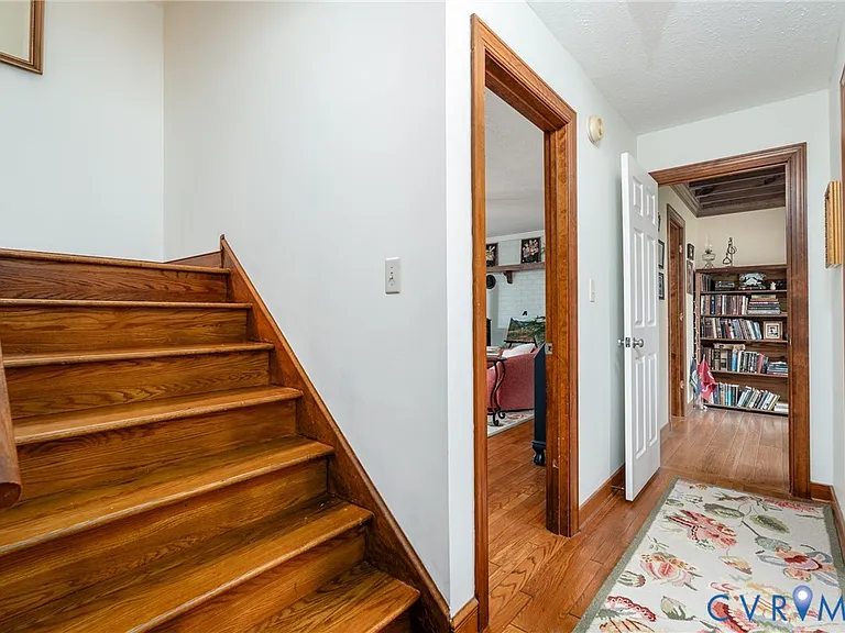 12182 Woodson Farm Ln — Photo 9