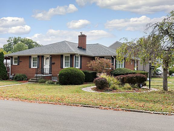 3rd image of 321 Piatt Ave