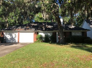 19 Barnacle Ct, Savannah, GA 31410