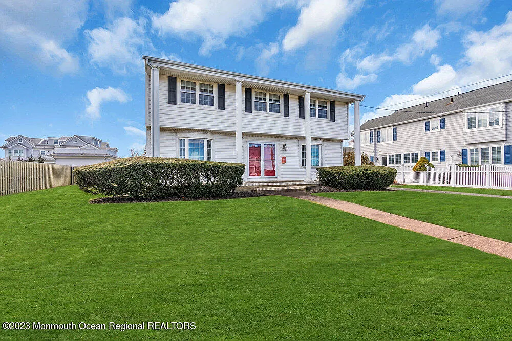 4 bed, 2574 sqft, $3,600 — Photo 4