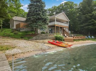 5886 Rennie View Rd, Traverse City, MI 49696