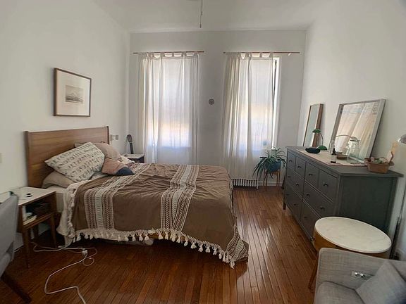 2nd image of 639A 5th Ave #2