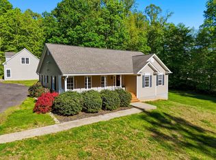 1522 Meander Run Rd, Locust Dale, VA 22948