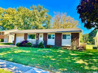 7 Vista Ct, Davenport, IA 52806