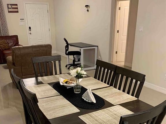 5th image of 2801 Ashley Dr