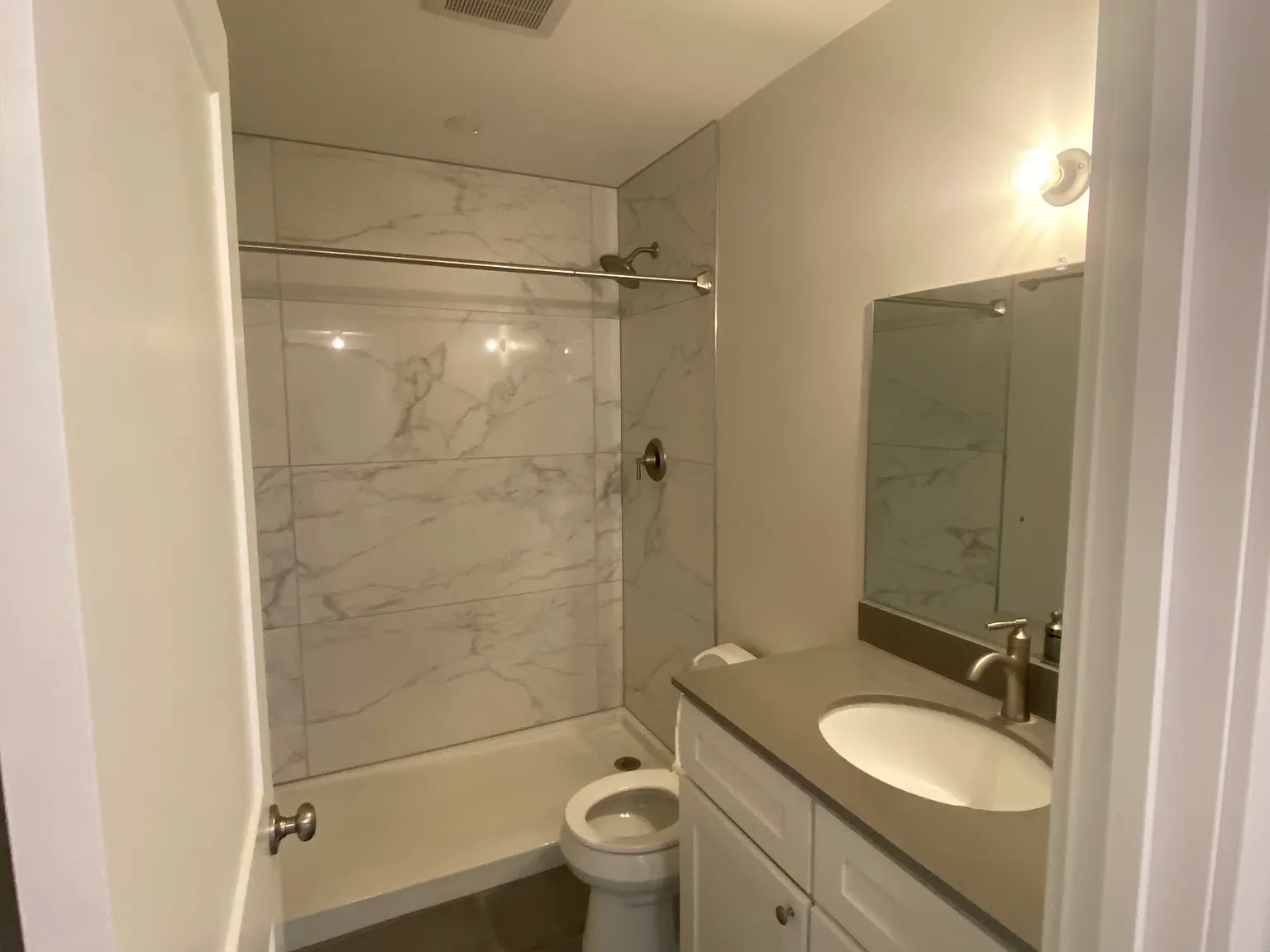 2 bed, 850 sqft, $1,650 — Photo 4