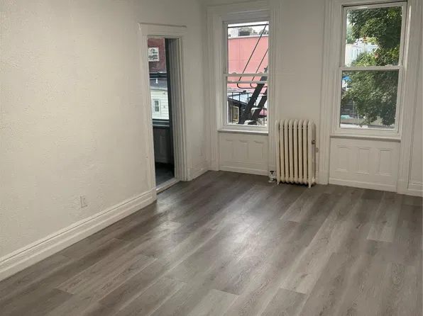 255 Ridgewood Ave APT 2, Brooklyn, NY 11208