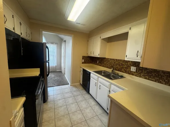 1307 Liberty Dr Unit 1307, Madison, AL 35758
