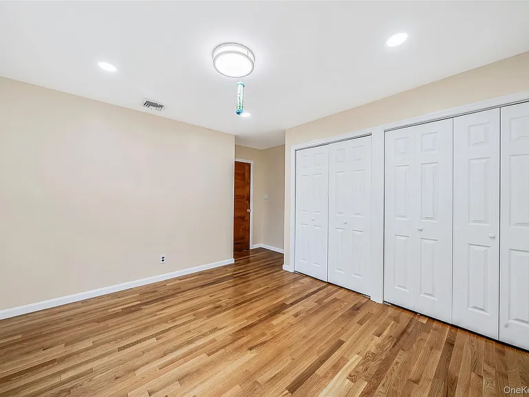 2 Berkeley Pl — Photo 21