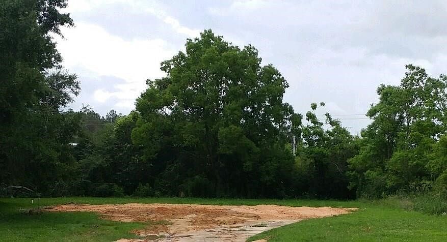 1st image of 1121 Joaneen Dr