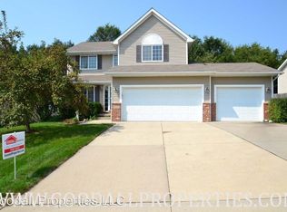 5732 SE 30th St, Des Moines, IA 50320