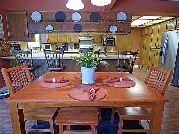 5th image of 4047 Glenorchard Dr