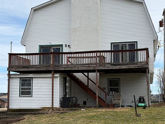 4th image of 97 Winn Hill Rd