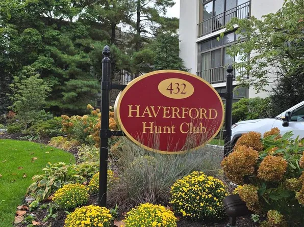 432 W Montgomery Ave #402, Haverford, PA 19041