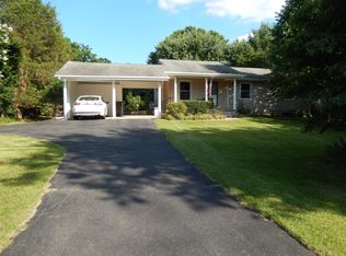 3053 Ashburton Ave #B, Herndon, VA 20171