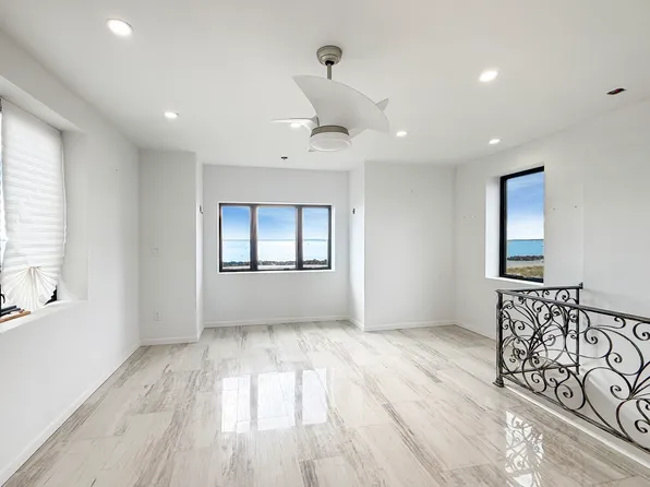 3848 Atlantic Avenue image 14 of 24