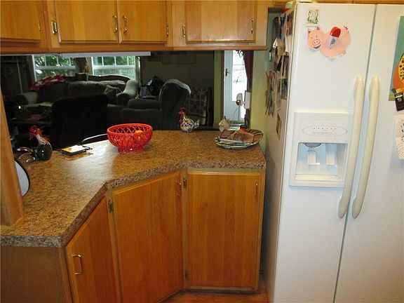 4th image of 5400 Meeker Dr