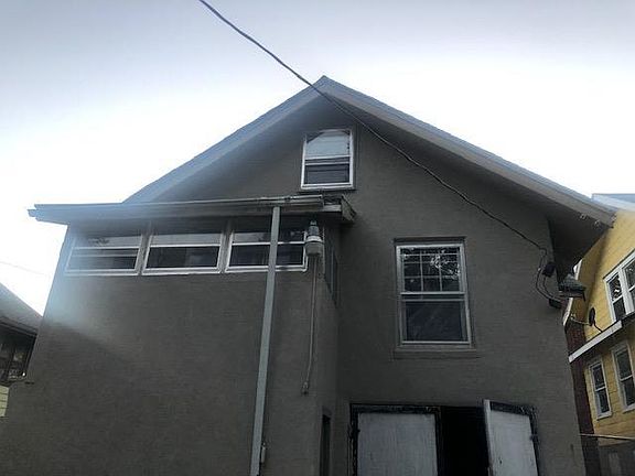 4th image of 3001 Parkwood Blvd
