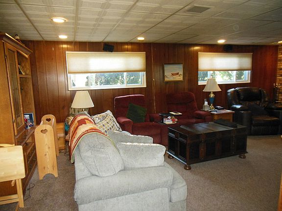 3rd image of 3031 Wall Ave