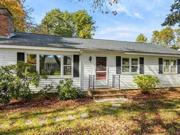 160 Acorn Drive, Osterville, MA 02655