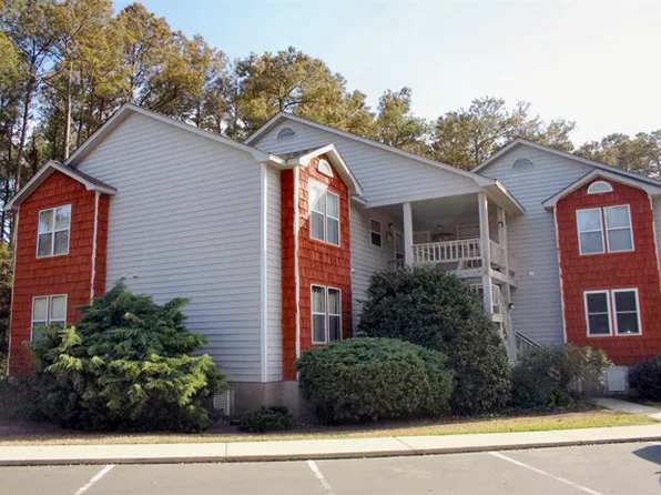 700 W 1st St #A6, Kill Devil Hills, NC 27948