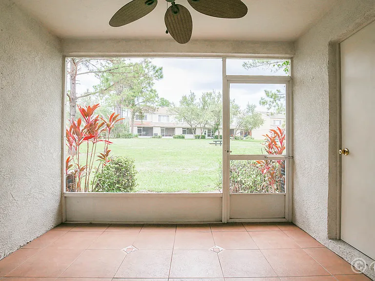 2403 Lake Woodberry Cir — Photo 15