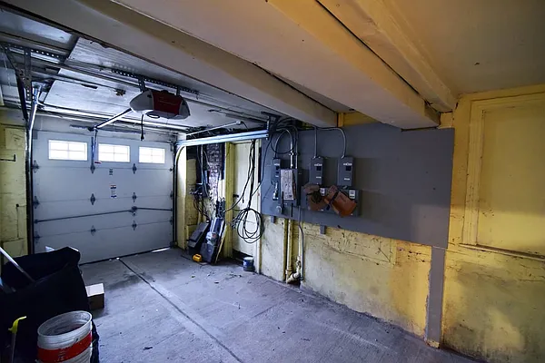 Rented by Coda Real Estate NYC | media 38