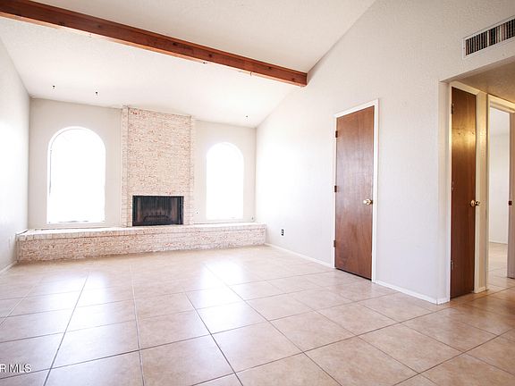 4th image of 3569 E Glen Dr