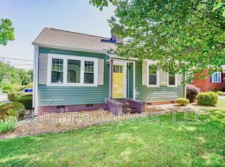 808 E Lee Rd, Taylors, SC 29687