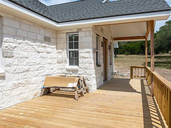 4th image of 23 E River Oaks Ln