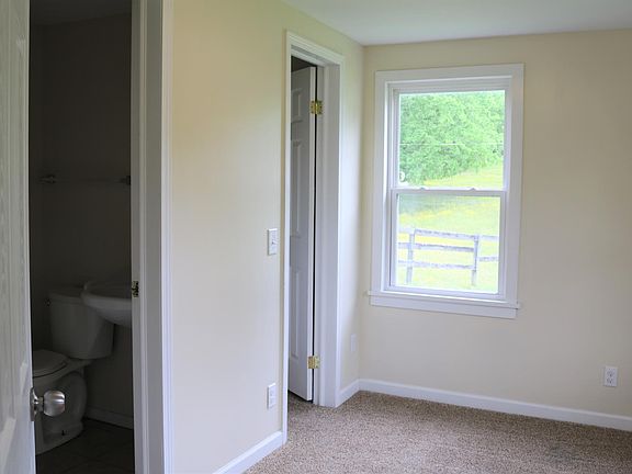 3rd image of 120 Jax Dr #2