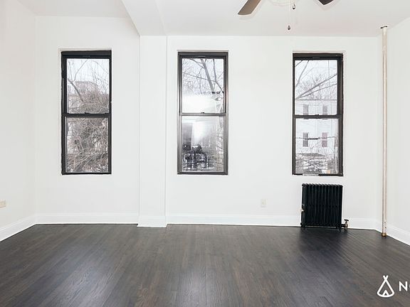 2nd image of 264 Palmetto St #3