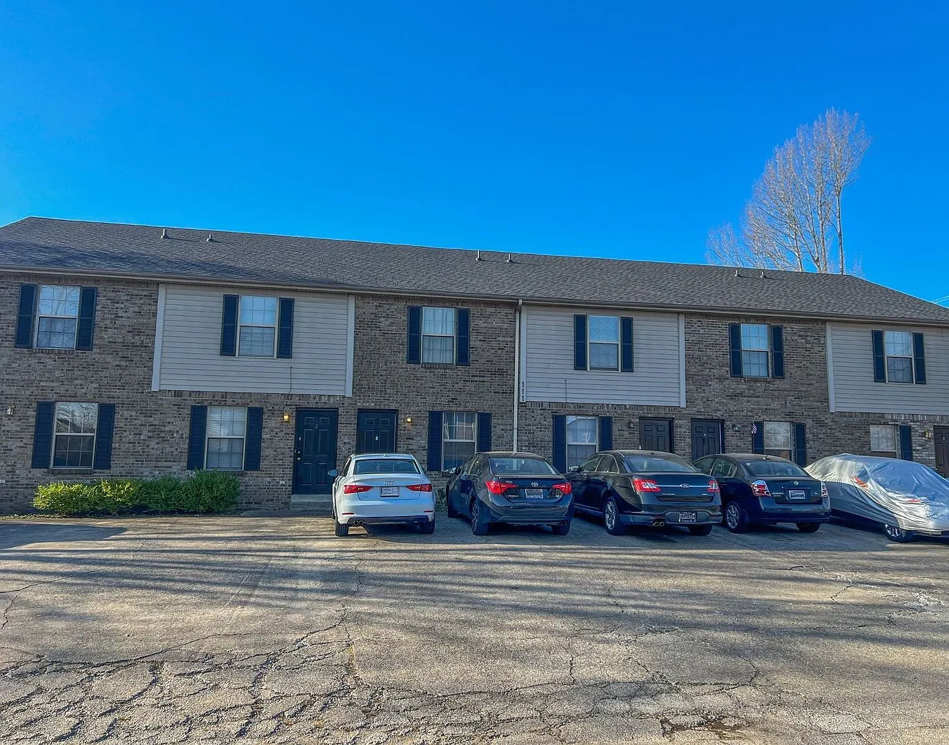 115 Ballygar Street — Photo 1