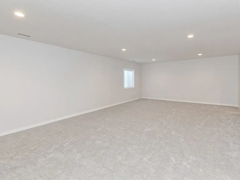 6810 Bright St — Photo 12