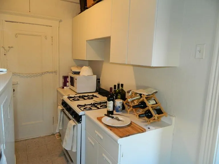 235 Park Dr #21 — Photo 7