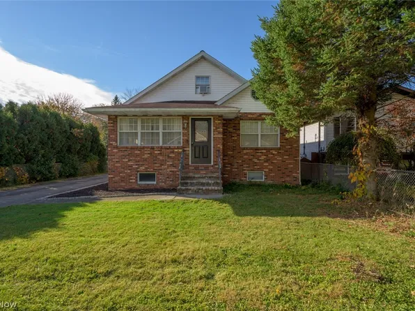 10 E Franklin St, Newton Falls, OH 44444