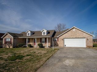 130 Johnny Dr, Science Hill, KY 42553
